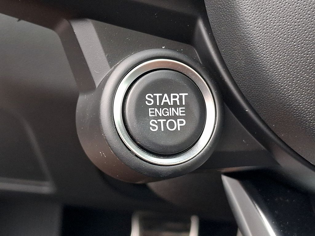 2026 Alfa Romeo Giulia Base - Photo 12