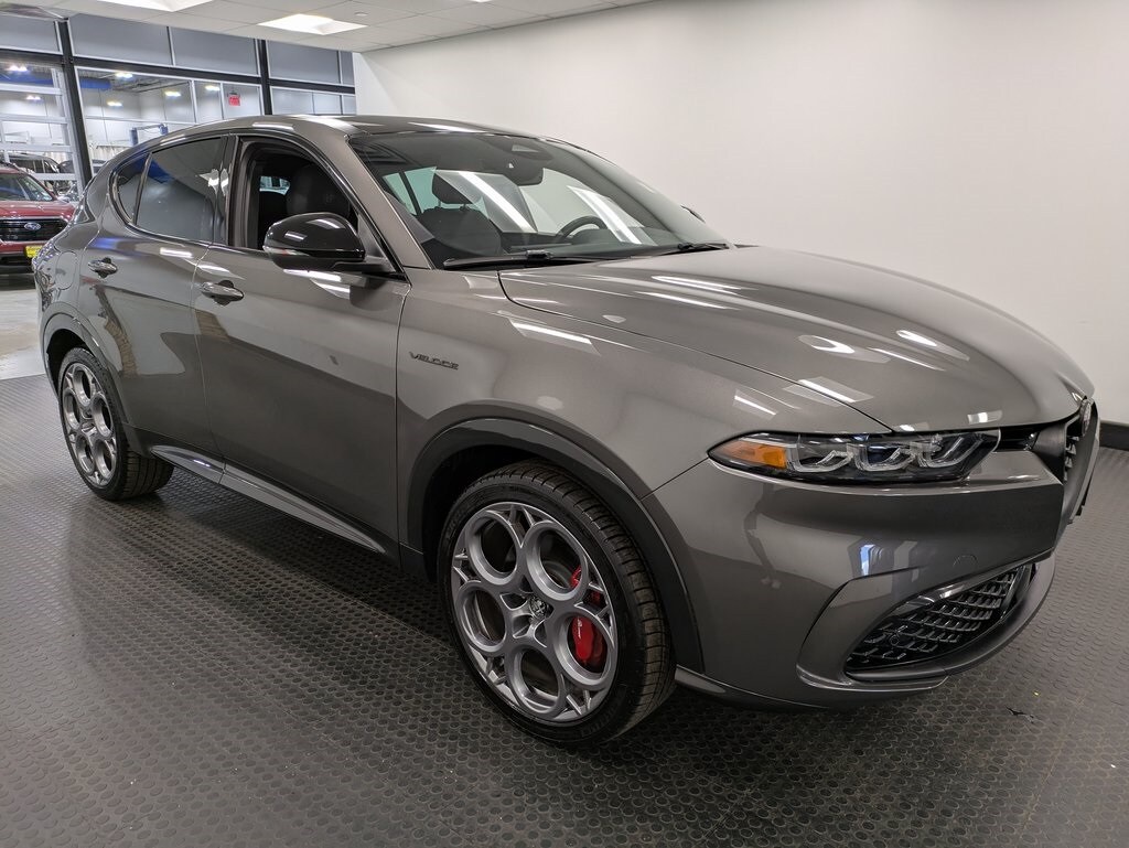 2024 Alfa Romeo Tonale Veloce photo 3