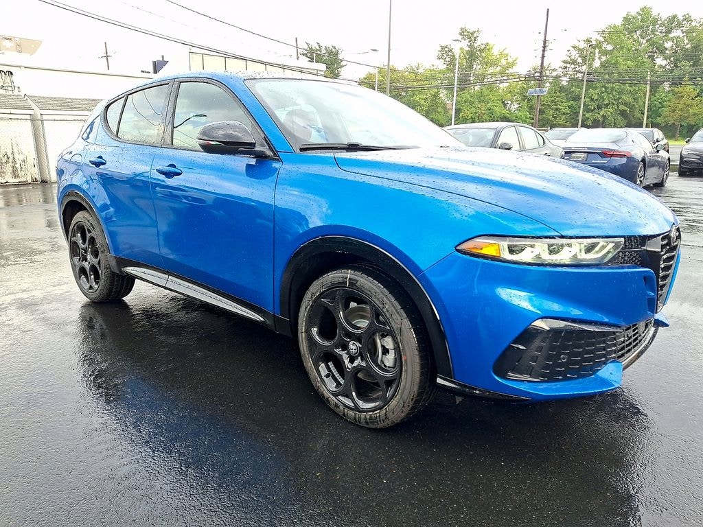 New 2026 Alfa Romeo Tonale Base Sport Utility