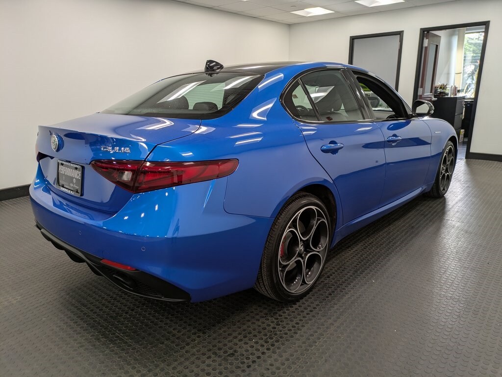 2022 Alfa Romeo Giulia Ti - VELOCE photo 4