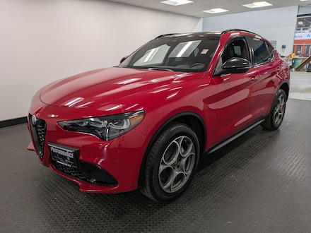 2025 Alfa Romeo Stelvio Base SUV
