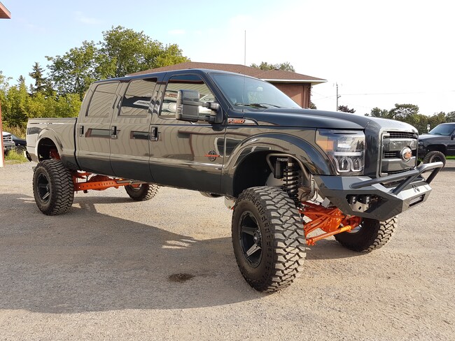 Truck 2016 Ford F 350 Custom Lifted 6 Door Lariat Truck 2016 Ford F 350 Custom Lifted 6 Door Lariat