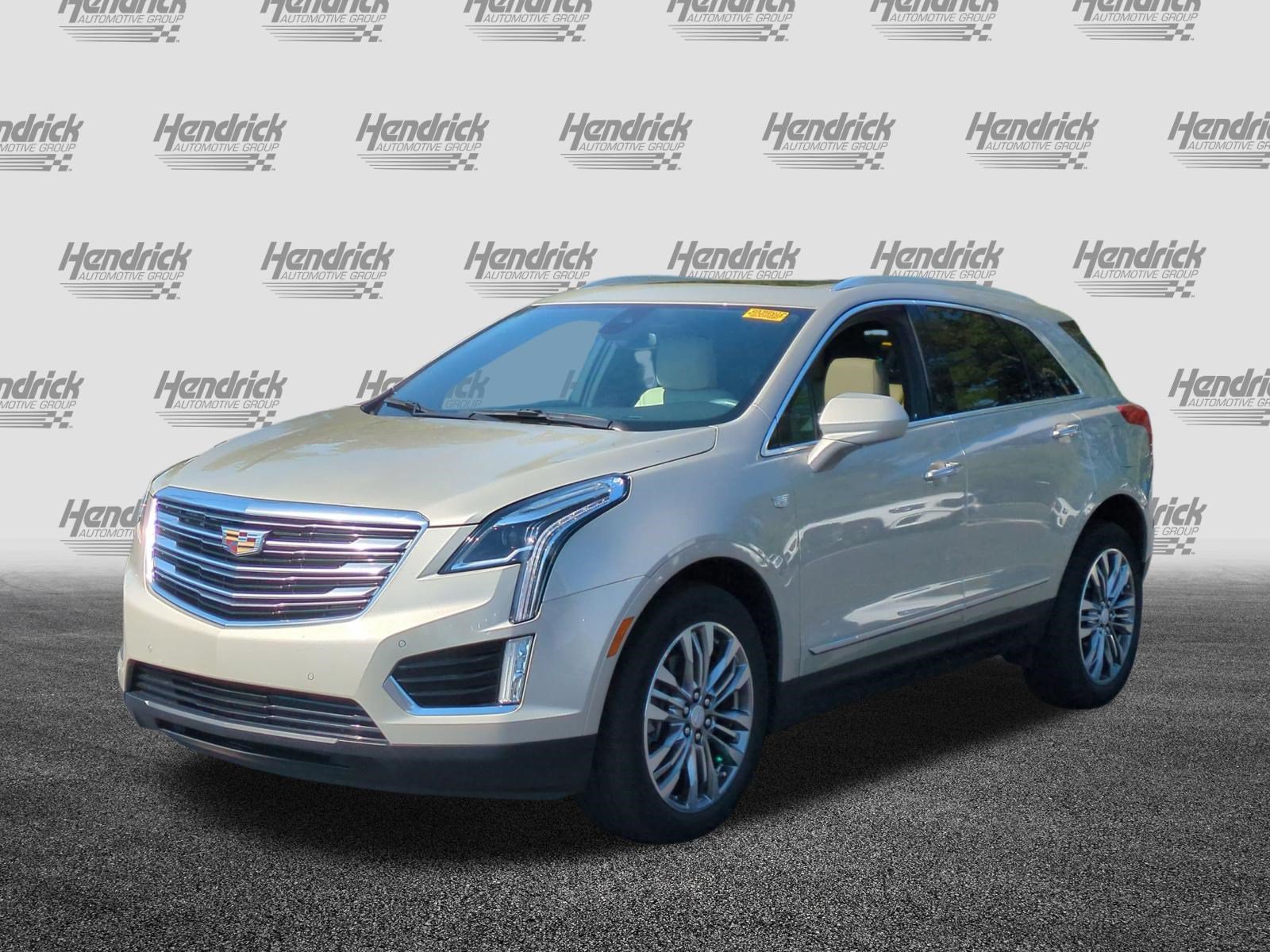 Used 2017 CADILLAC XT5 Premium Luxury FWD SUV