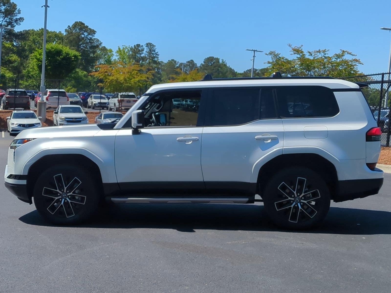 2024 LEXUS GX 550 Premium+ photo 5