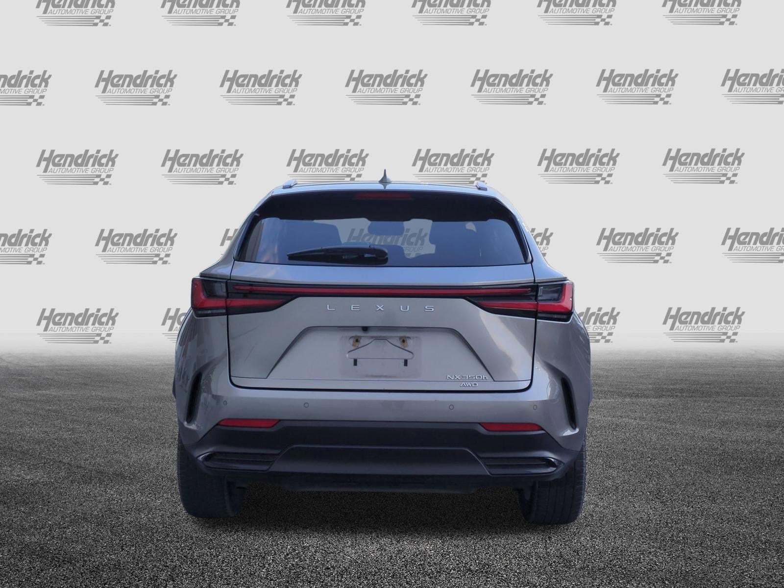 2022 LEXUS NX 350h Luxury AWD photo 3