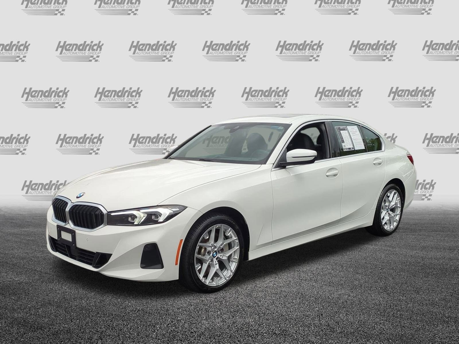2025 Bmw 330i xDrive photo 2