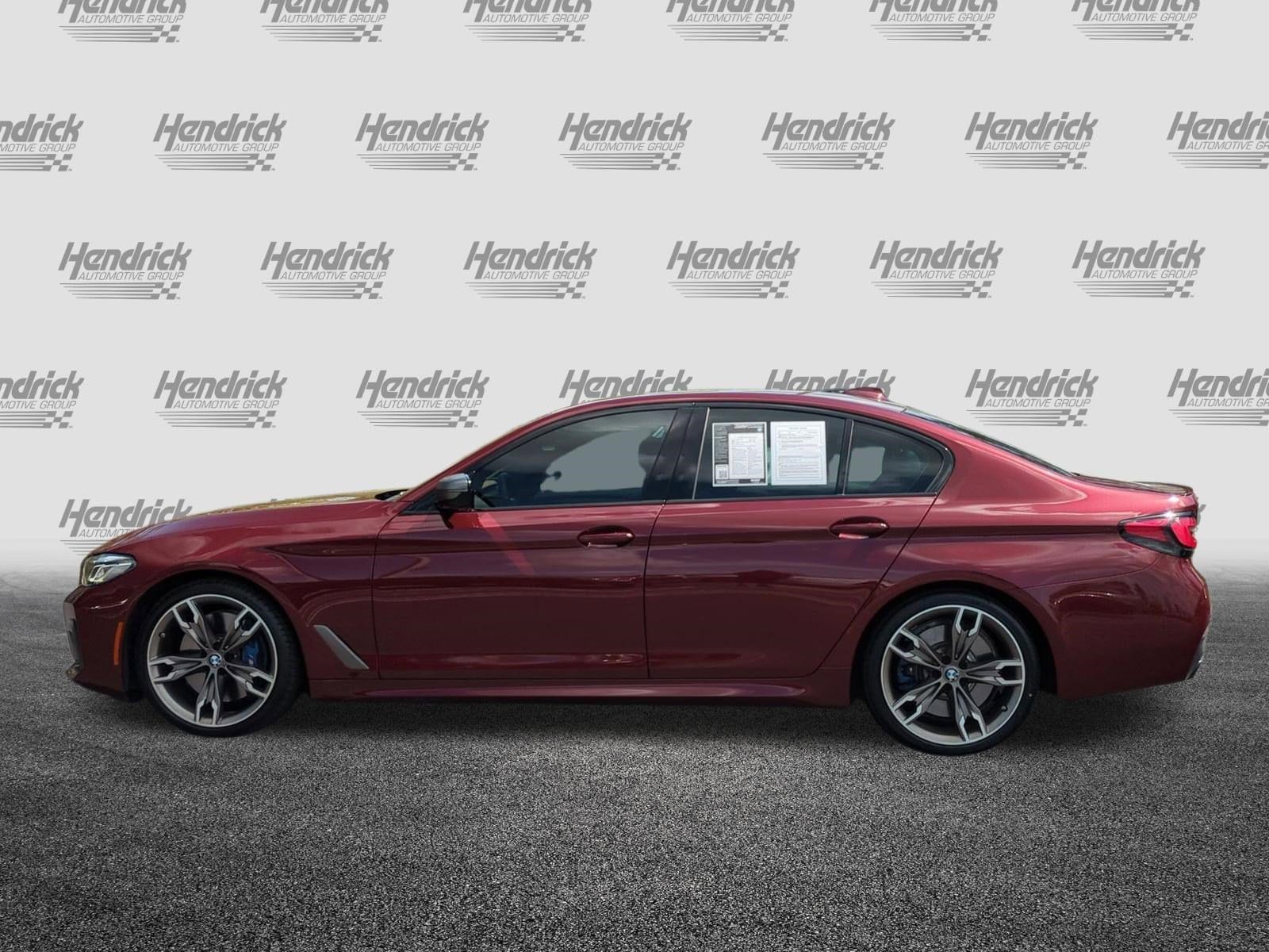 2023 BMW 5 Series M550i xDrive photo 6