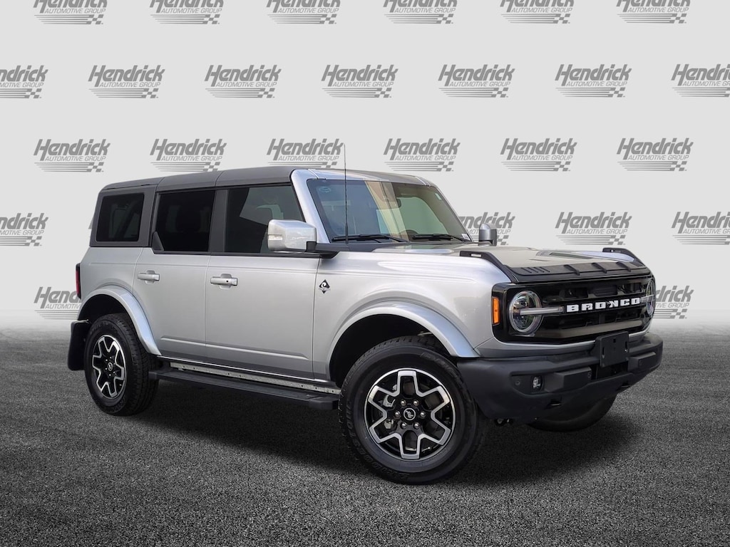 Used 2024 Ford Bronco Outer Banks Convertible