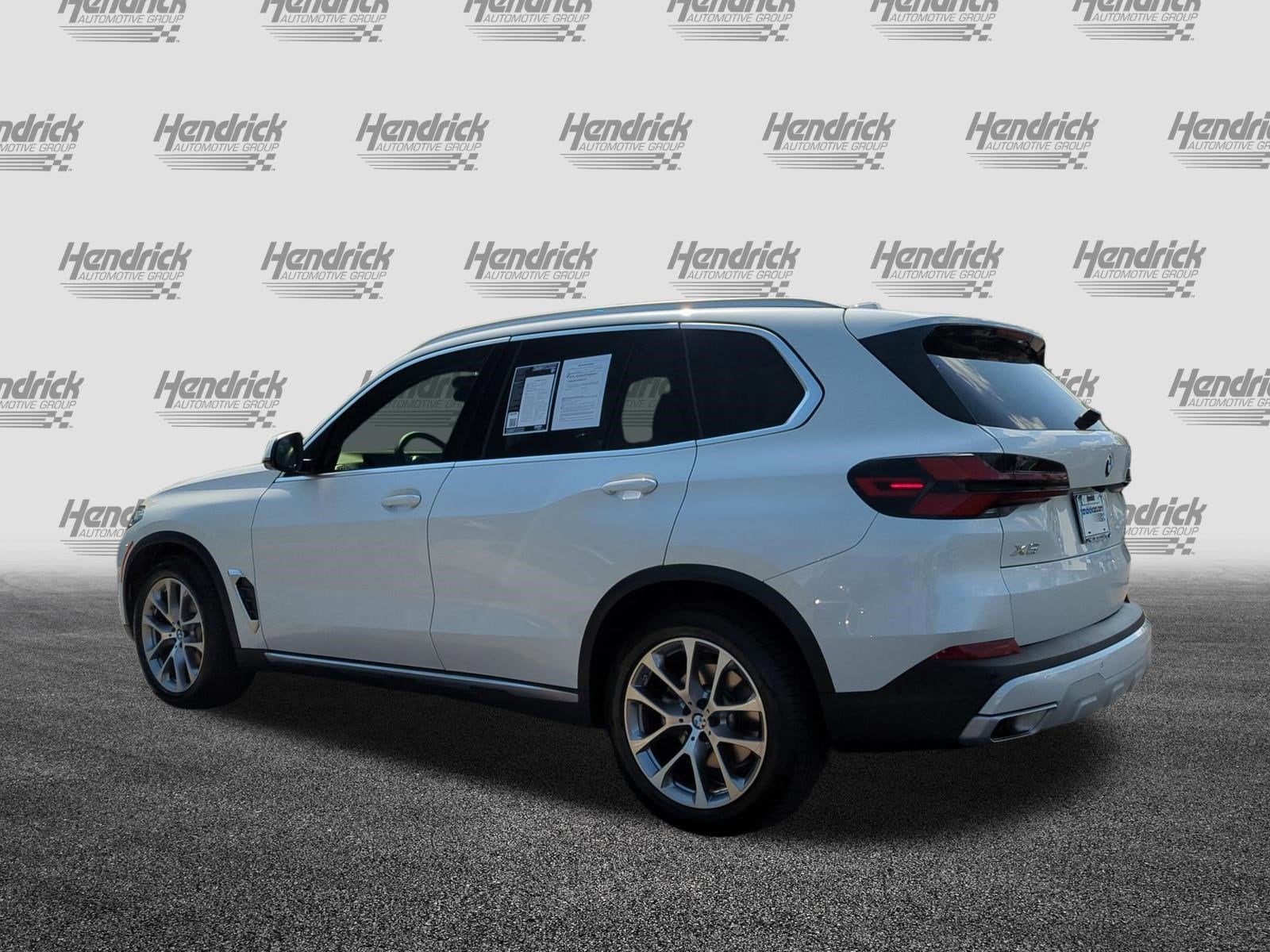 2025 BMW X5 xDrive40i photo 6