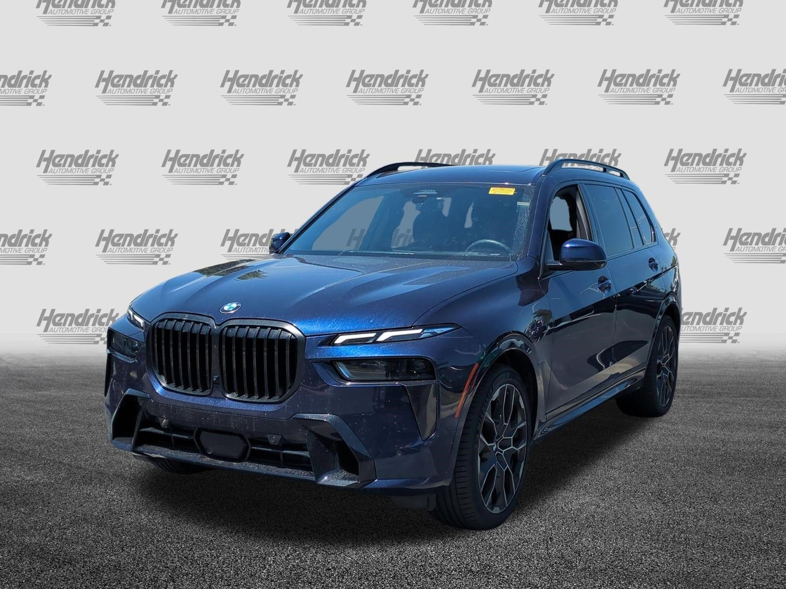 2023 BMW X7 xDrive40i photo 4