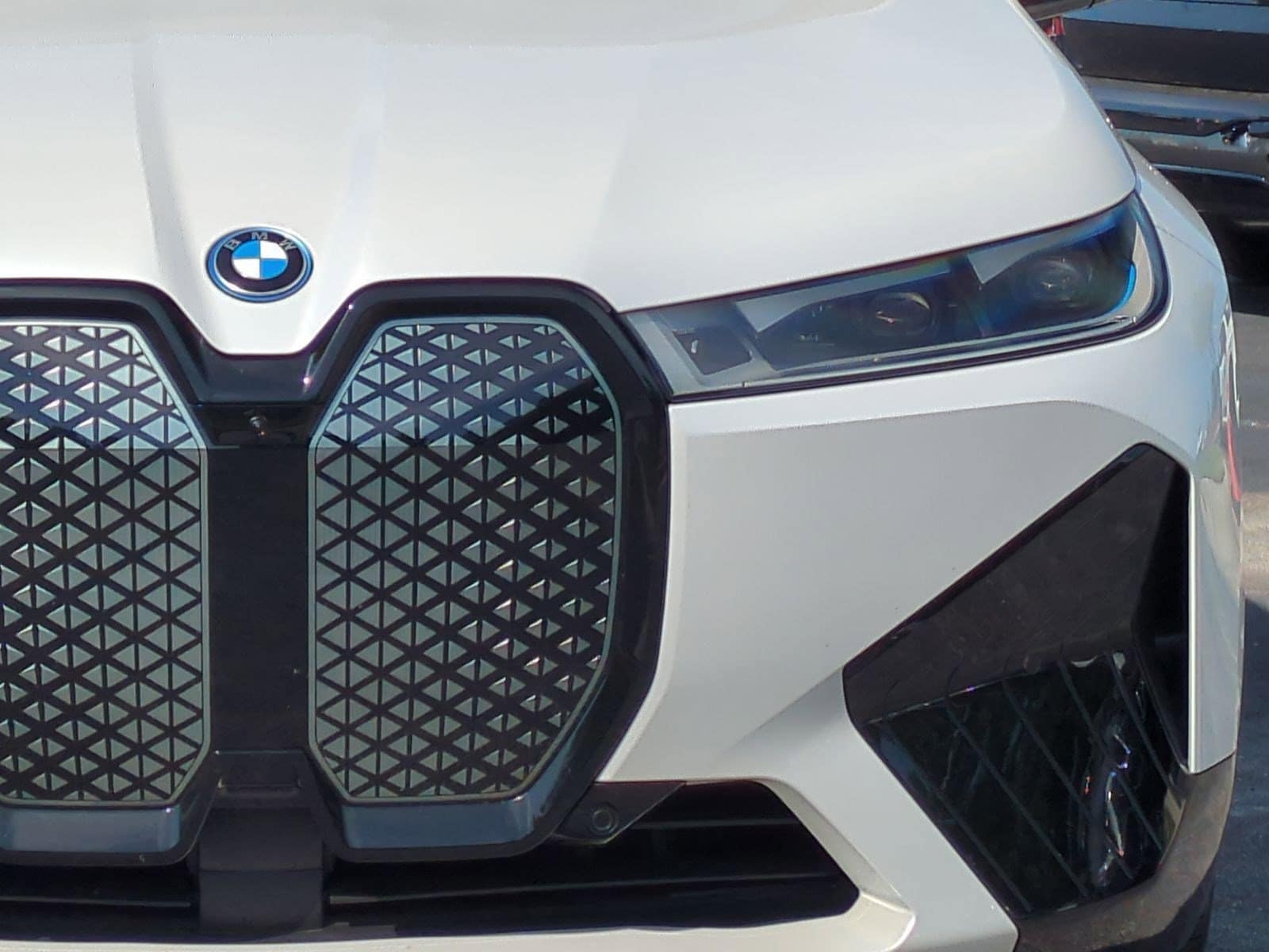 2023 BMW iX xDrive50 photo 5