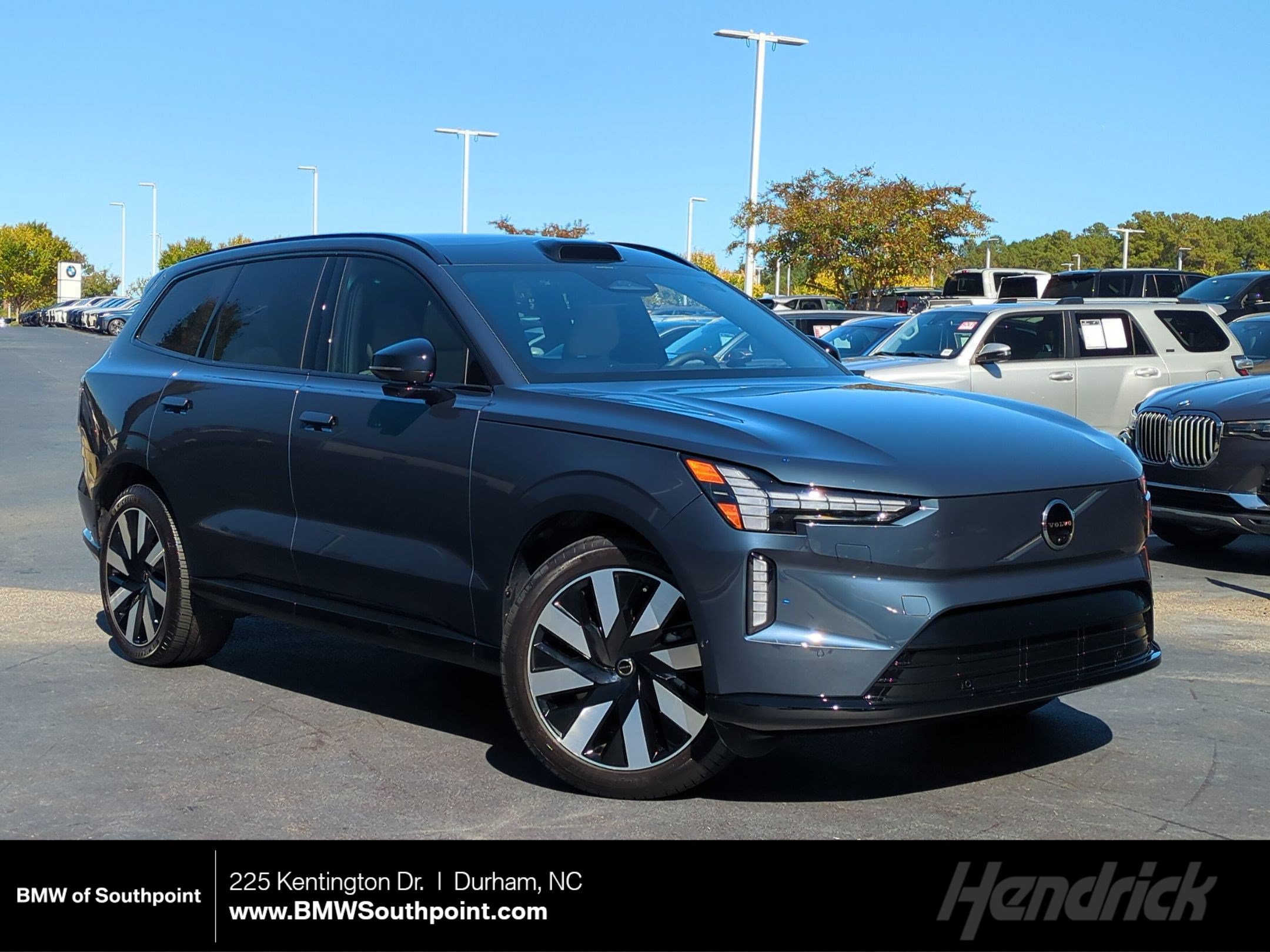  Volvo EX90