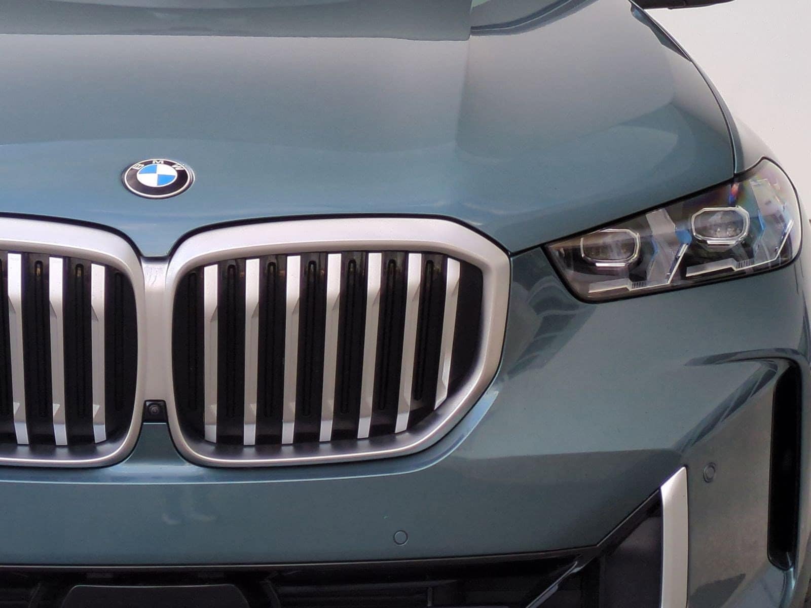 2025 BMW X5 xDrive40i photo 4
