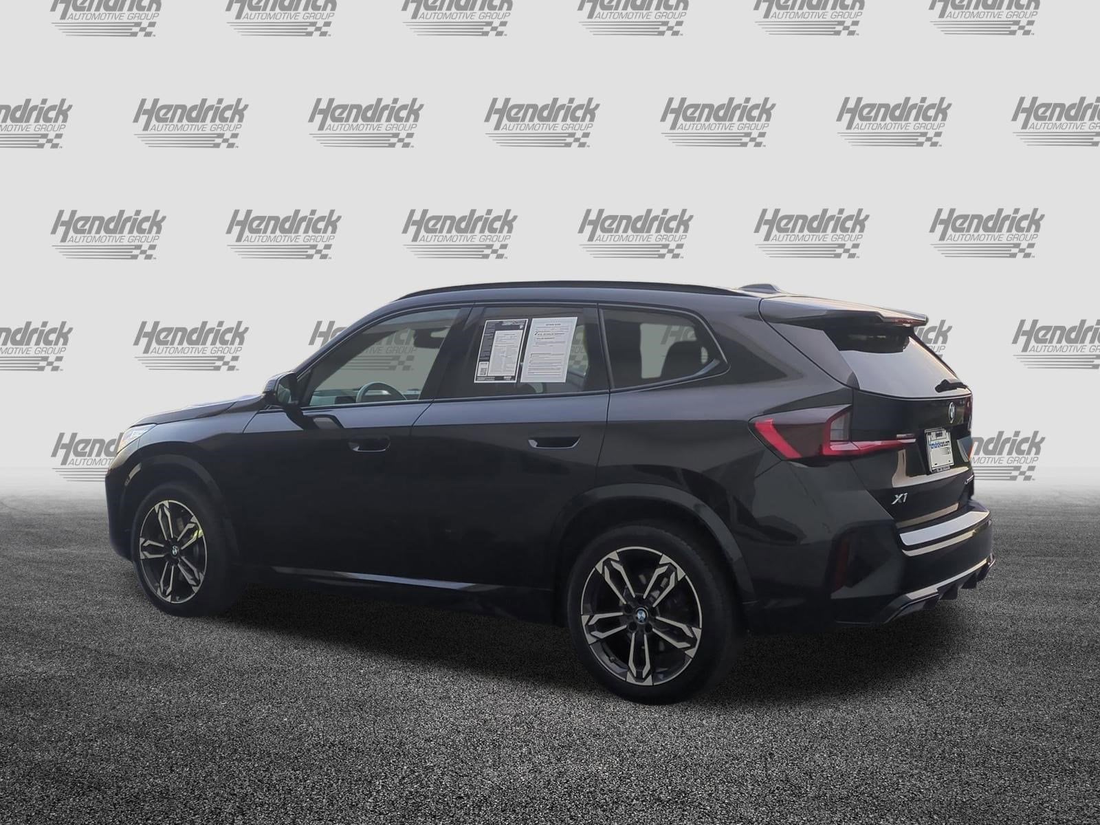 2023 BMW X1 xDrive28i photo 3