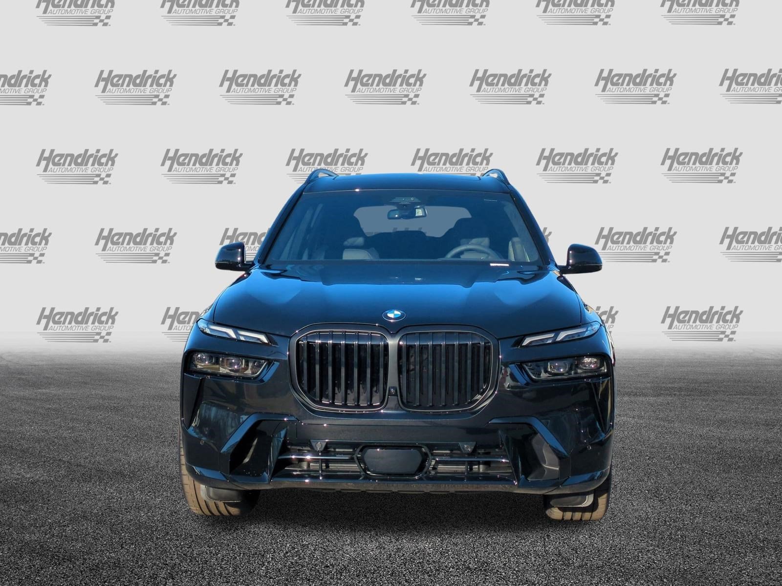 2026 BMW X7 xDrive40i photo 2
