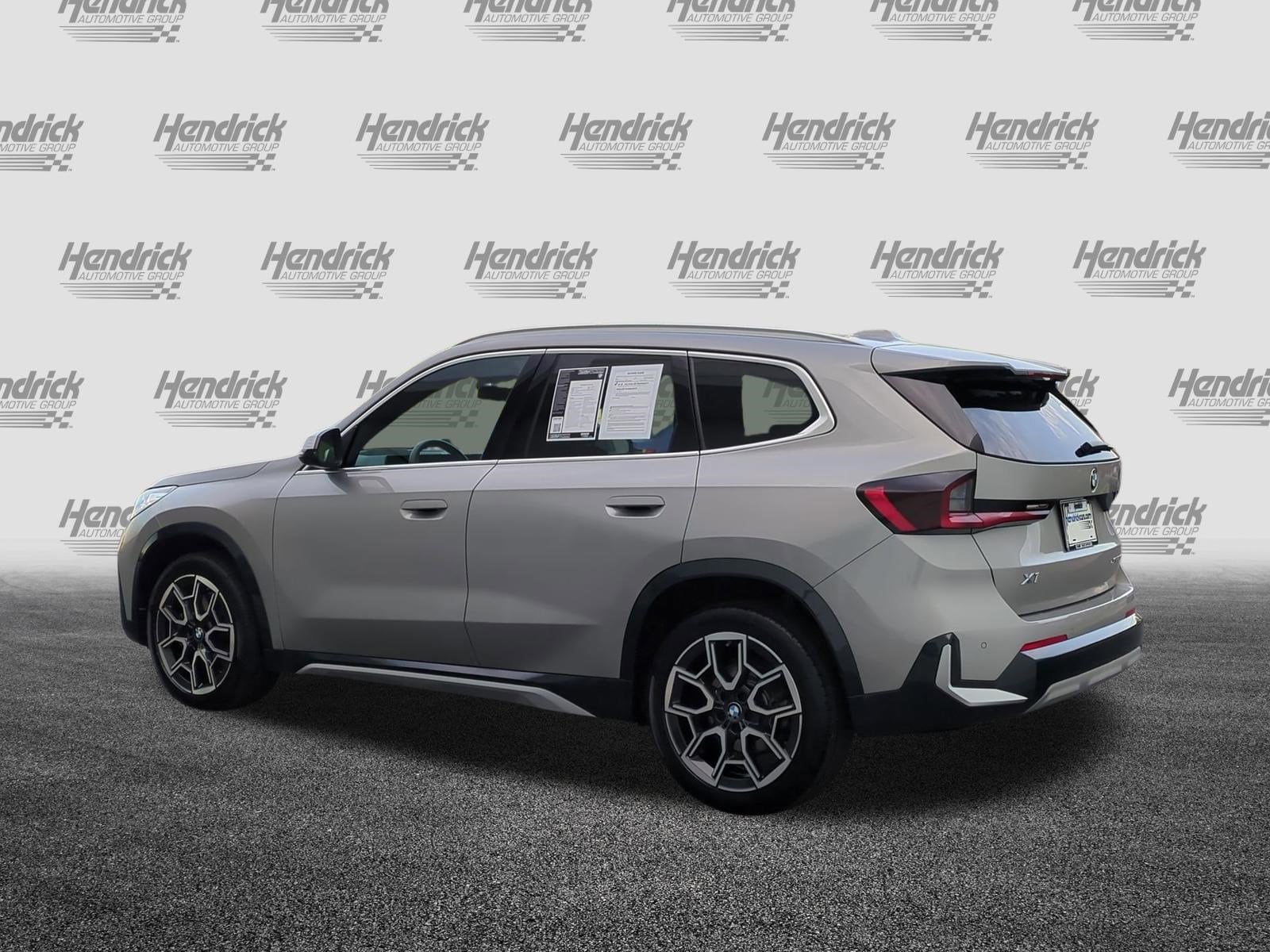 2023 BMW X1 xDrive28i photo 3