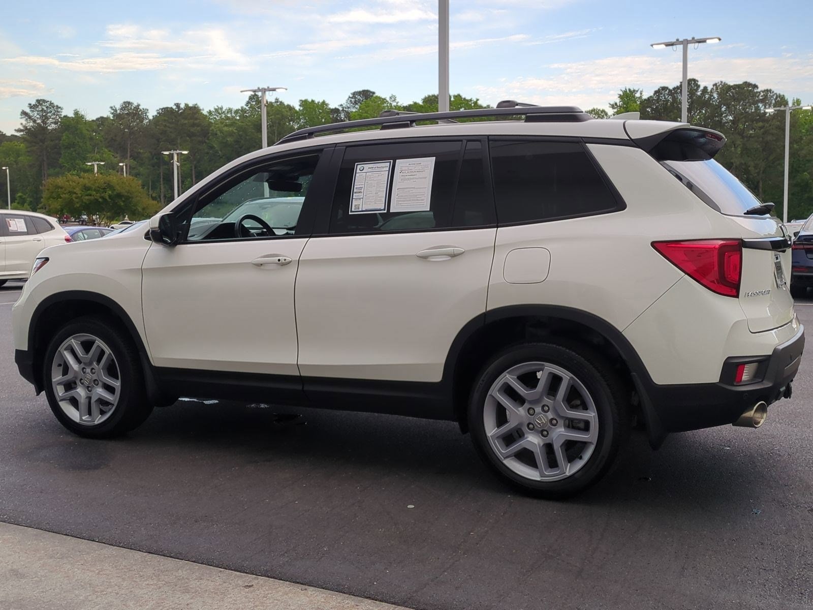 2025 Honda Passport EX-L photo 3