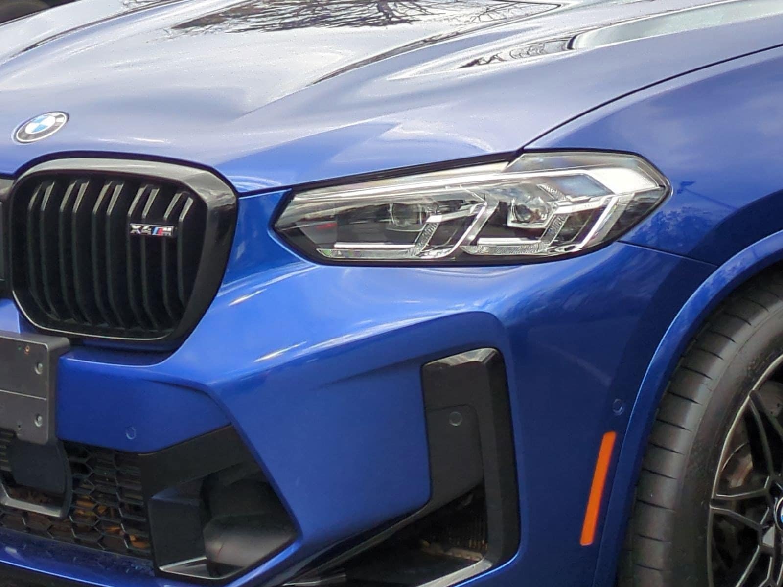 2022 BMW X4 M Competition photo 4