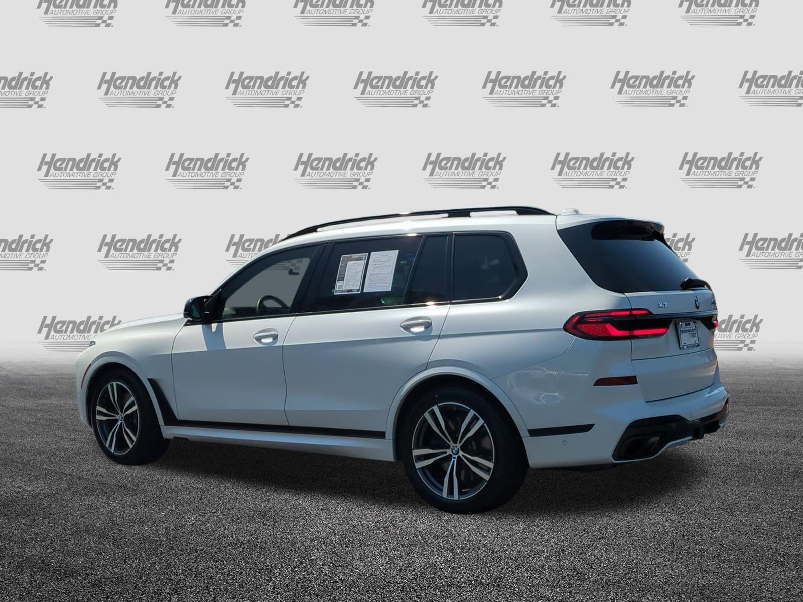 2025 BMW X7 M60i photo 3