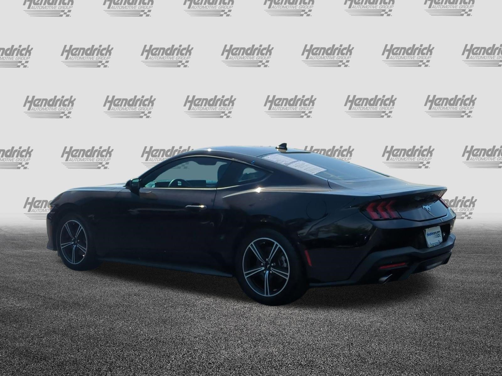 2024 Ford Mustang EcoBoost photo 3