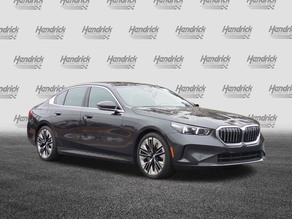 Used 2025 BMW 5 Series 540i xDrive Sedan
