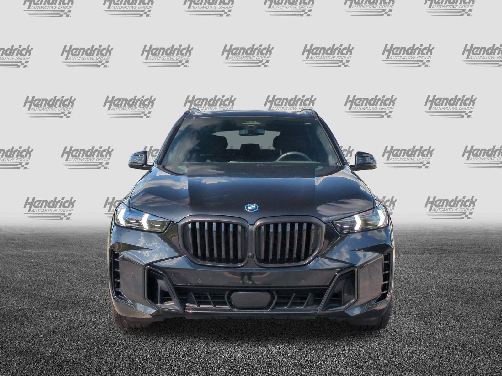 2024 BMW X5 xDrive50e photo 2