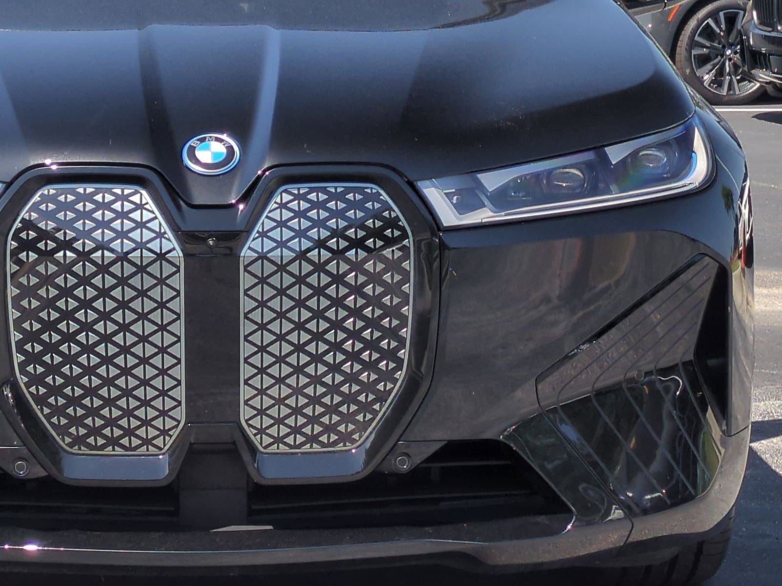 2023 BMW iX xDrive50 photo 5