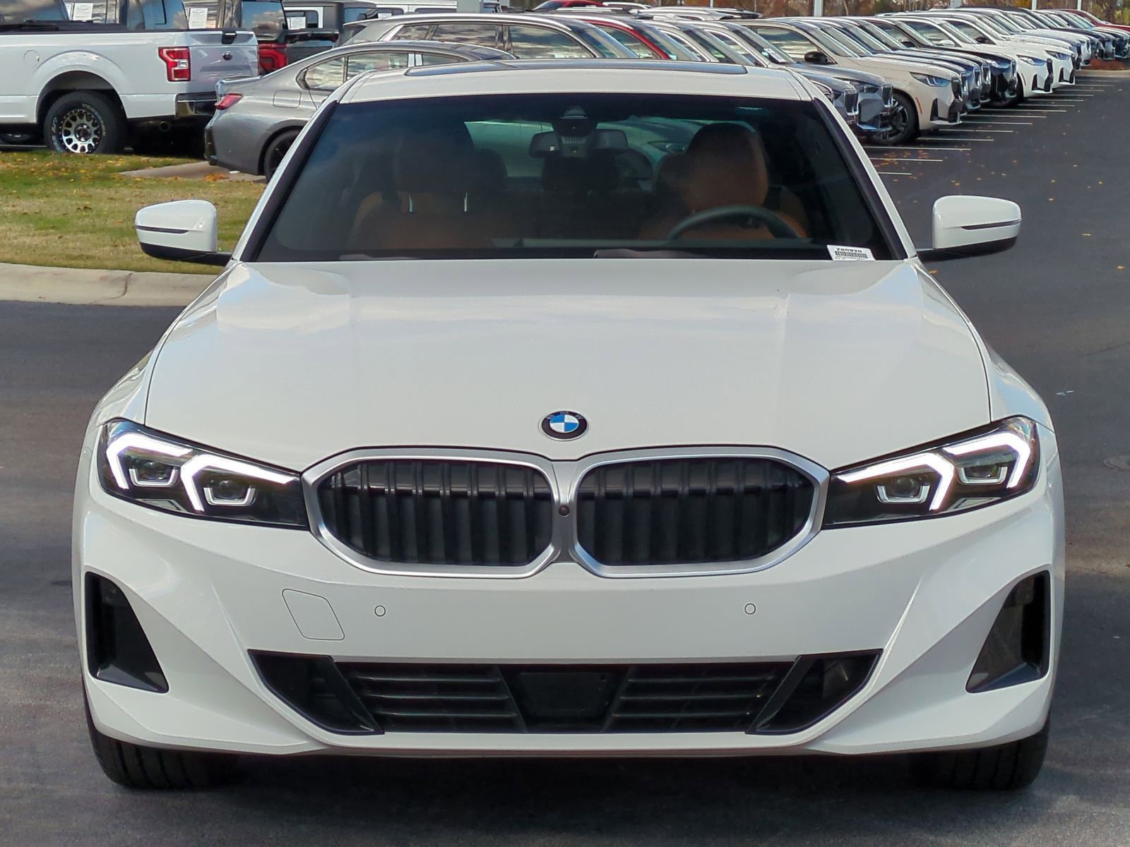 2025 Bmw 330i photo 2