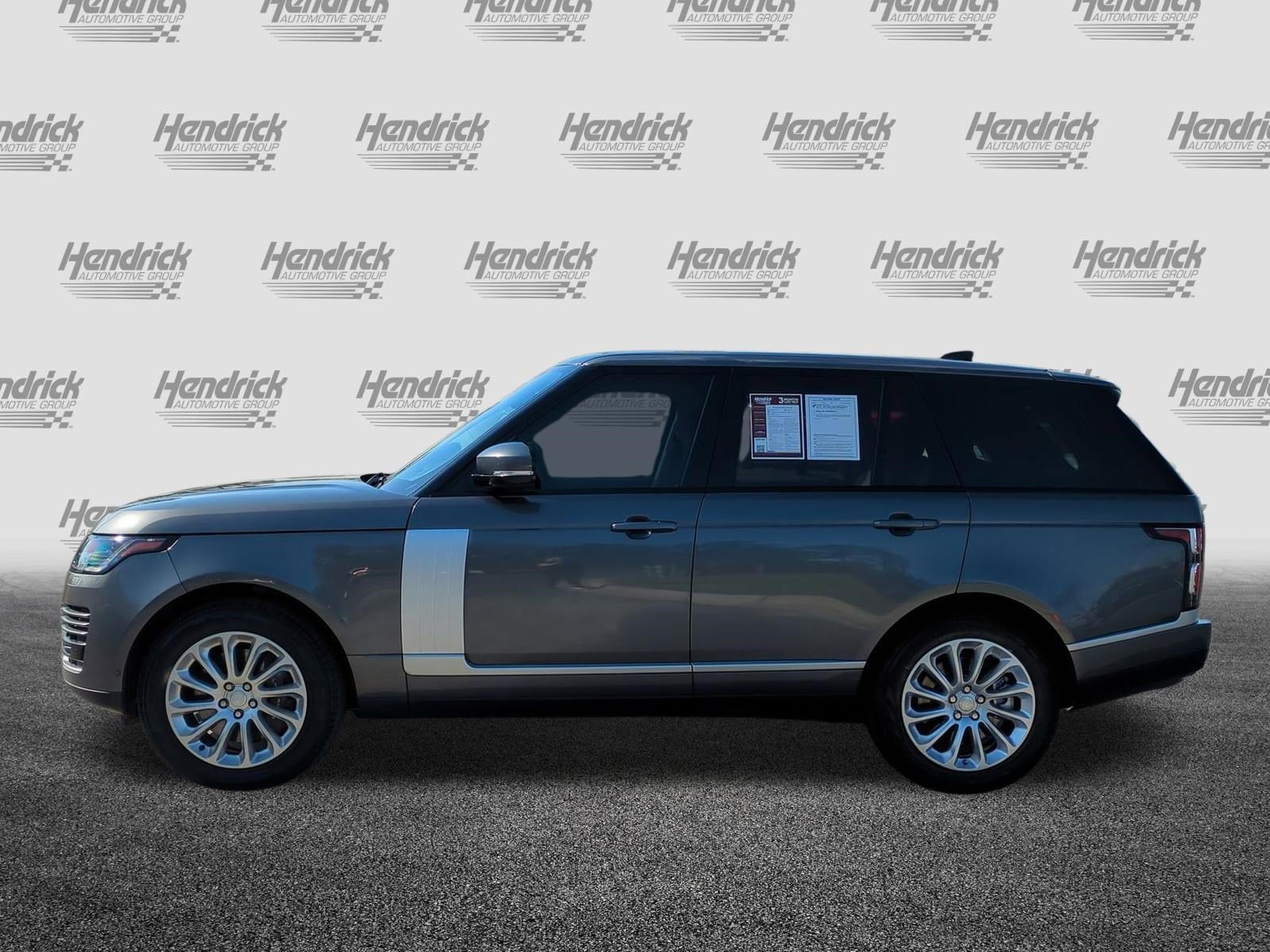 2018 Land Rover Range Rover HSE photo 6