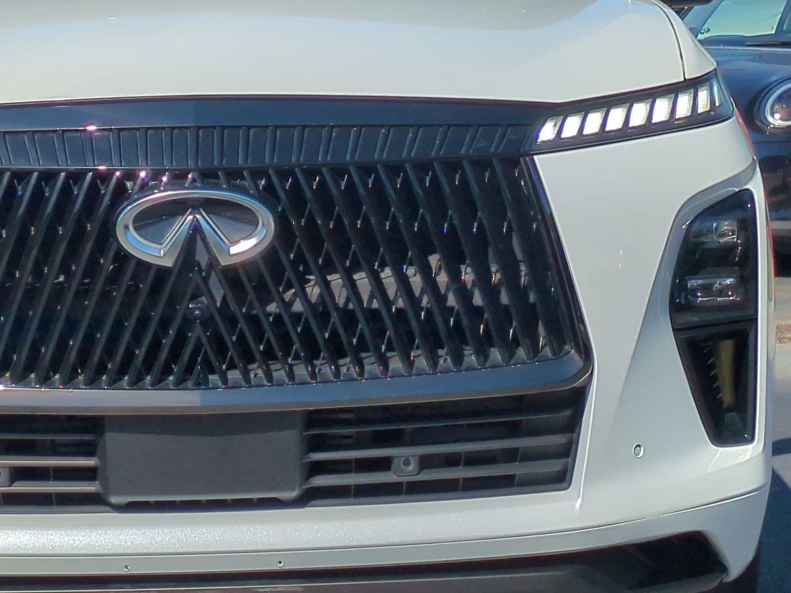 INFINITI QX80 AUTOGRAPH