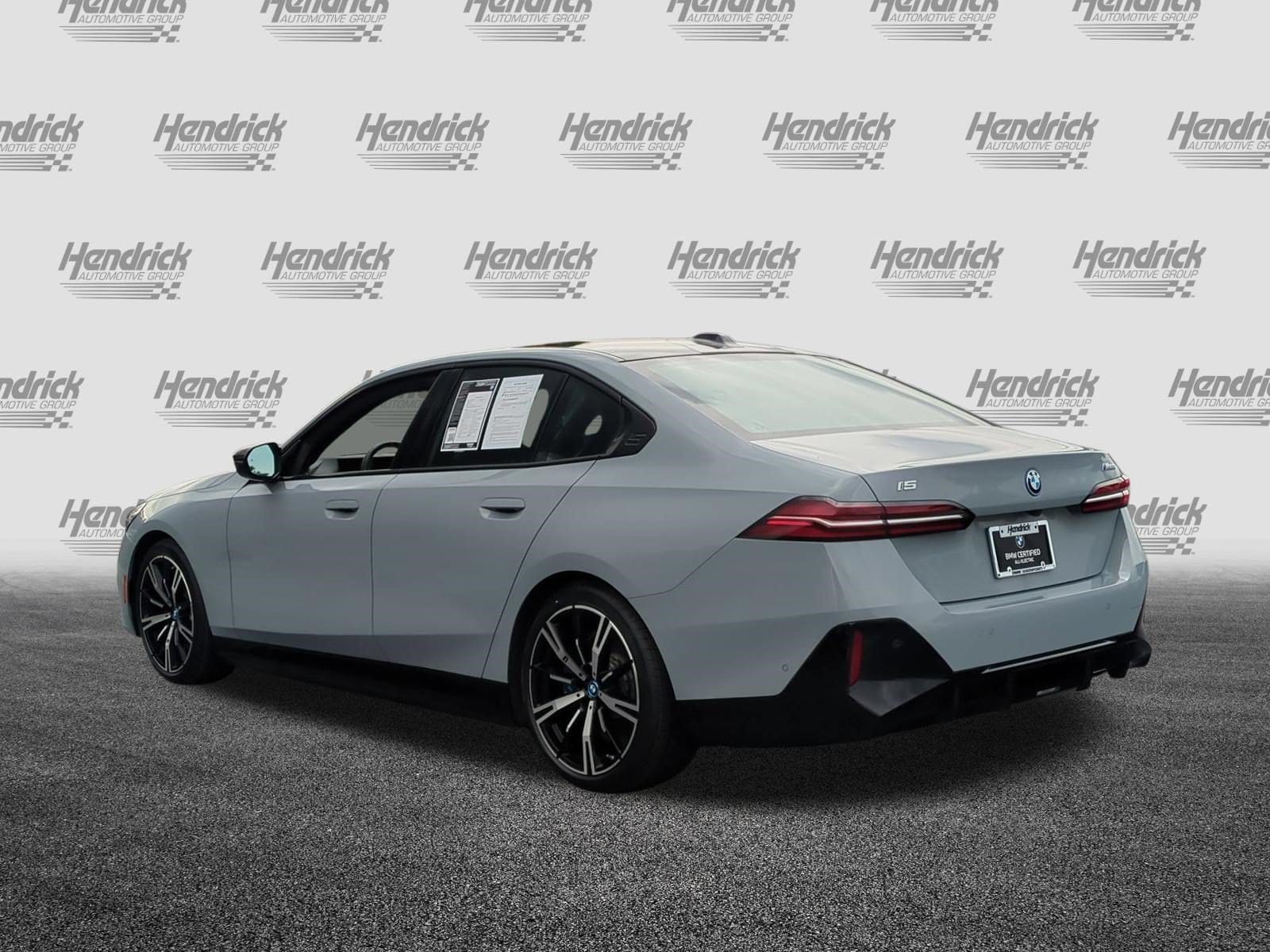 2025 BMW I5 M60