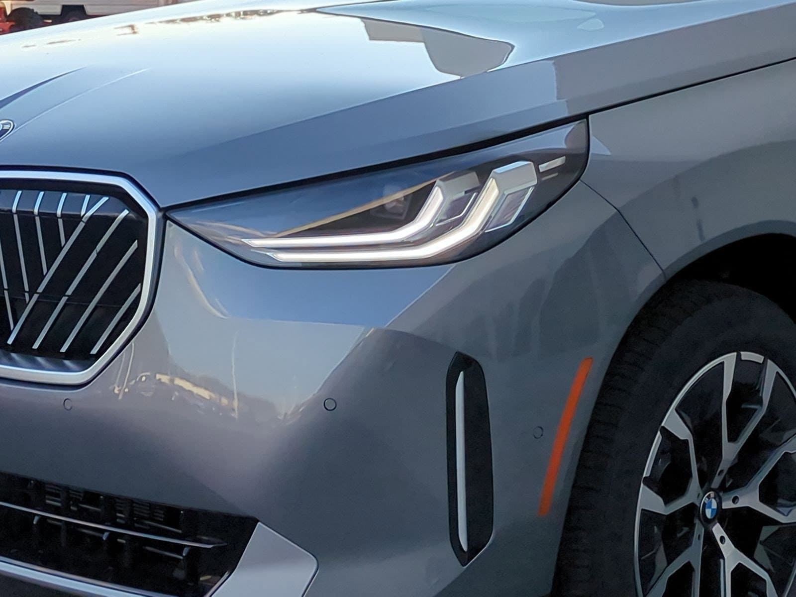 2026 BMW X3 30 xDrive photo 5