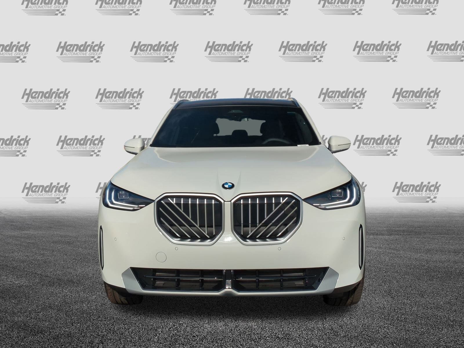 2026 BMW X3 30 xDrive photo 2