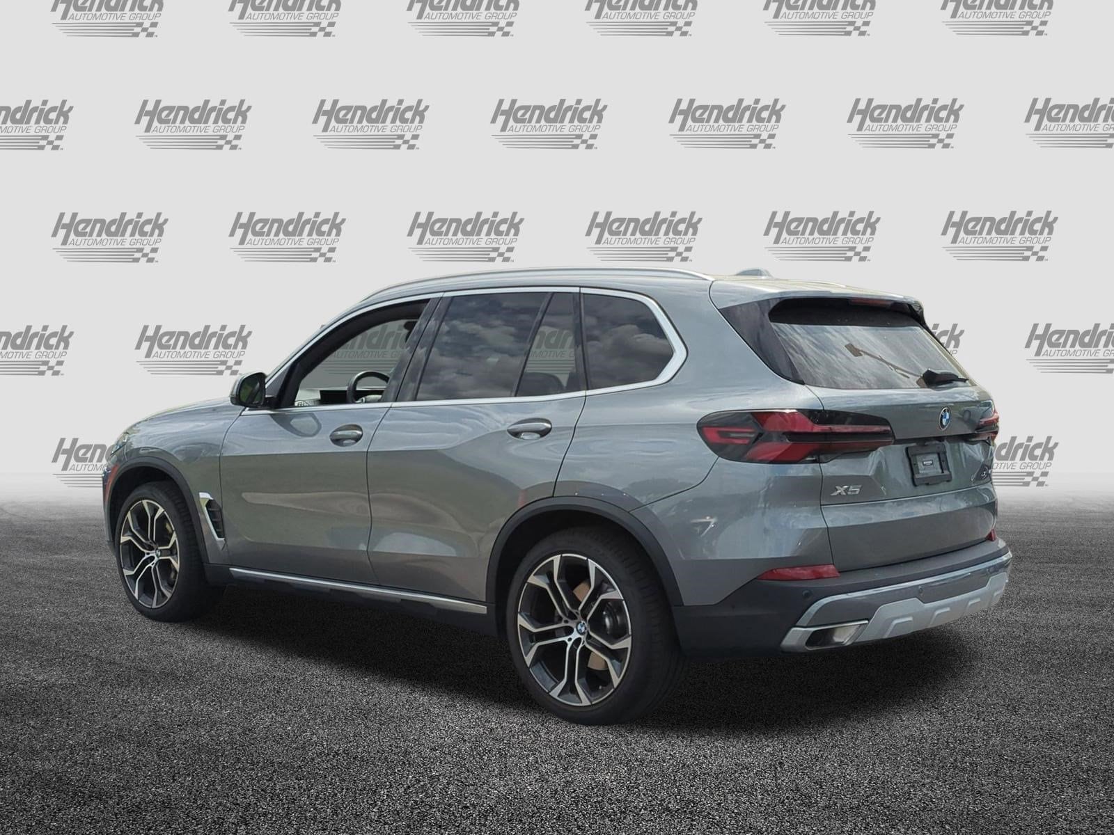 2024 BMW X5 xDrive40i photo 3