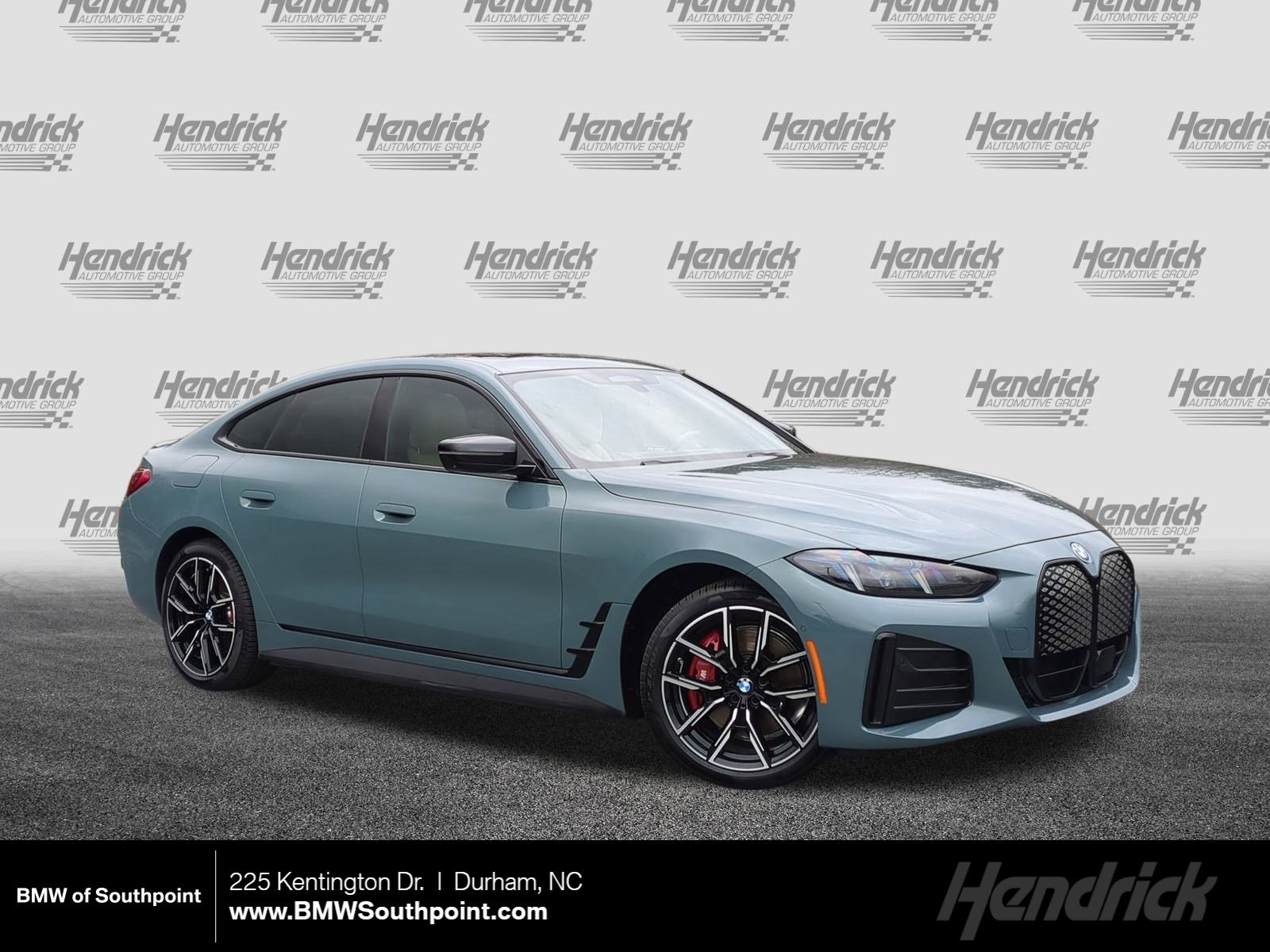 2025 BMW i4 40's photo