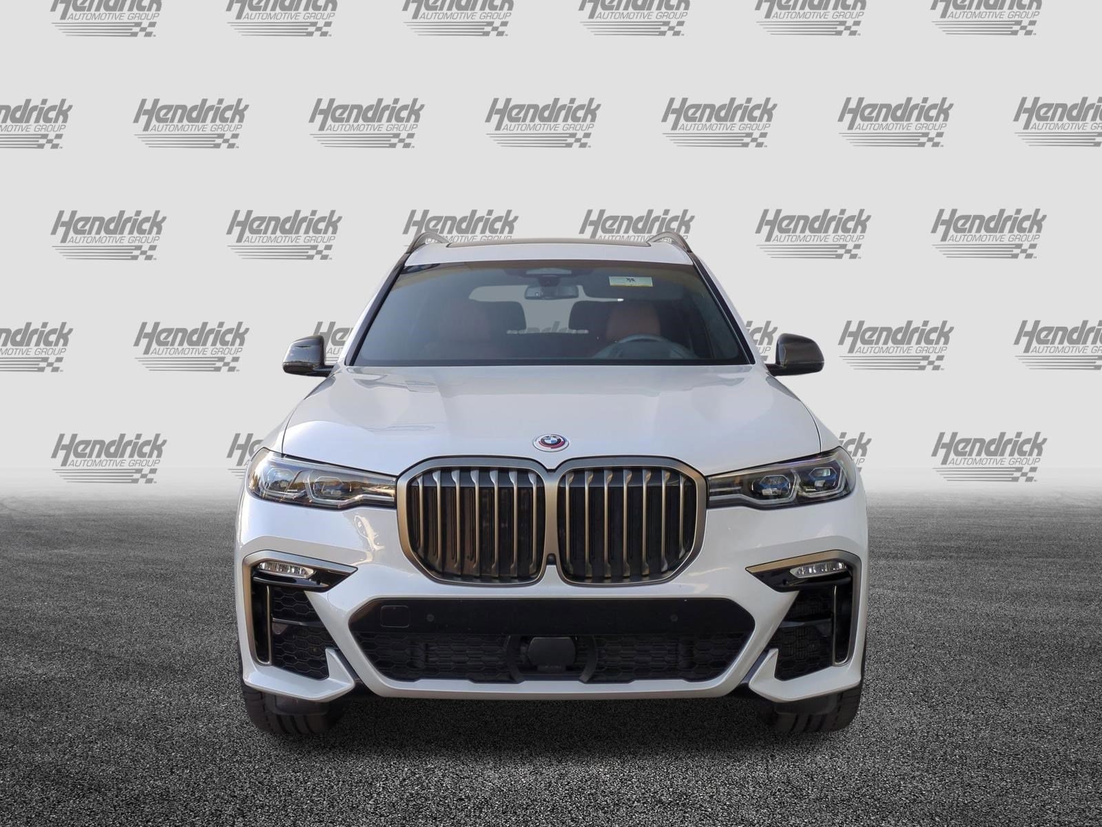 2022 BMW X7 M50i photo 2