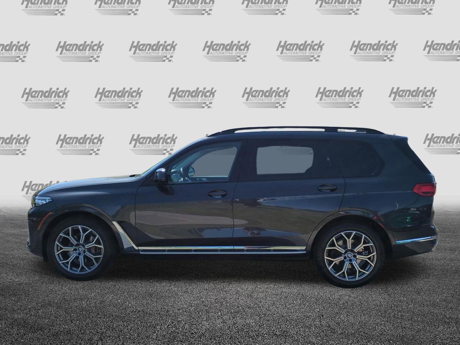 2022 BMW X7 xDrive40i photo 6