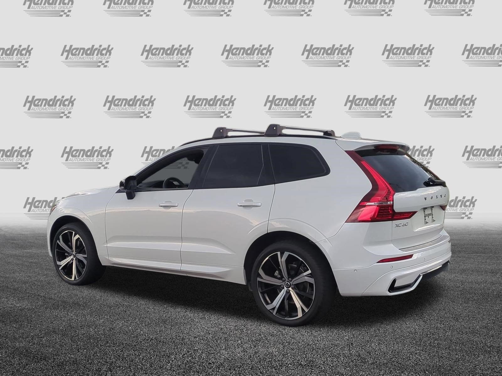 Volvo XC60 Ultimate Dark Theme