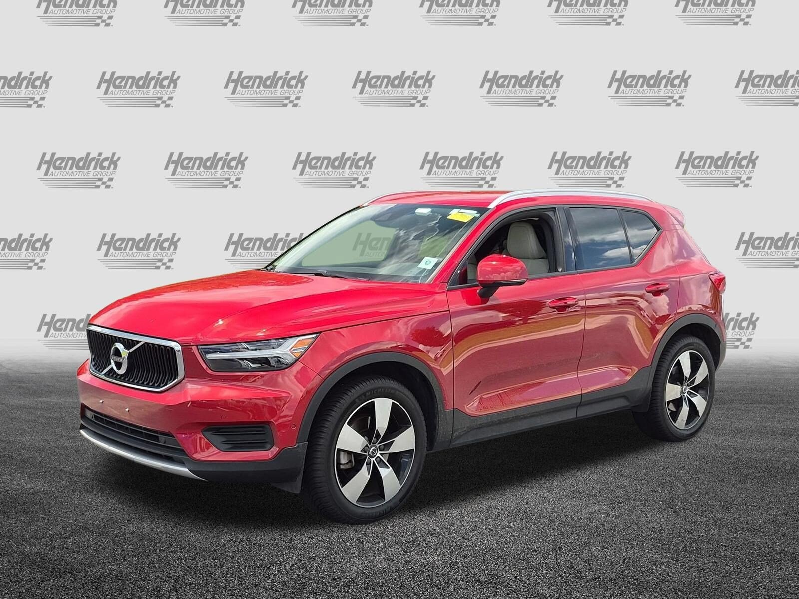 Volvo XC40 Momentum