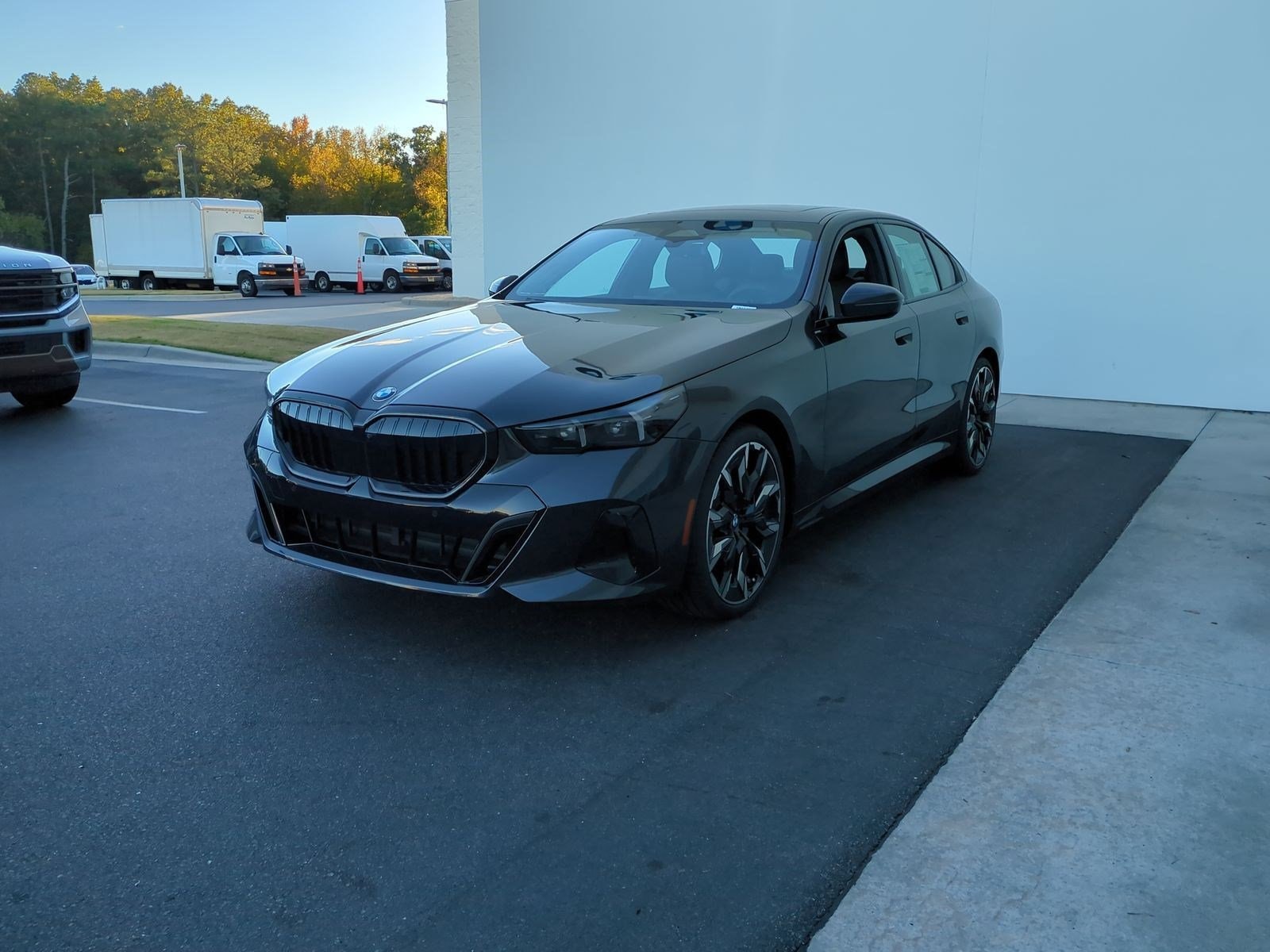 2026 BMW 5 Series 530i photo 4