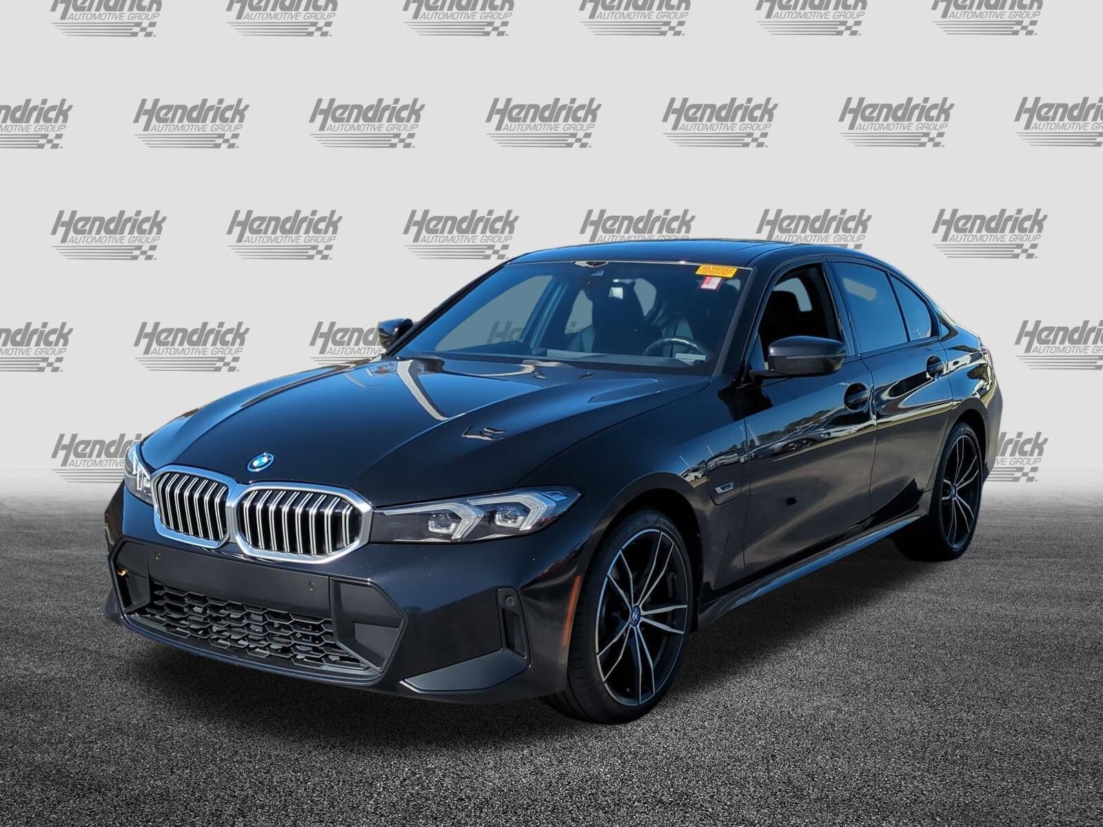 2023 Bmw 330e 3-Series photo 3