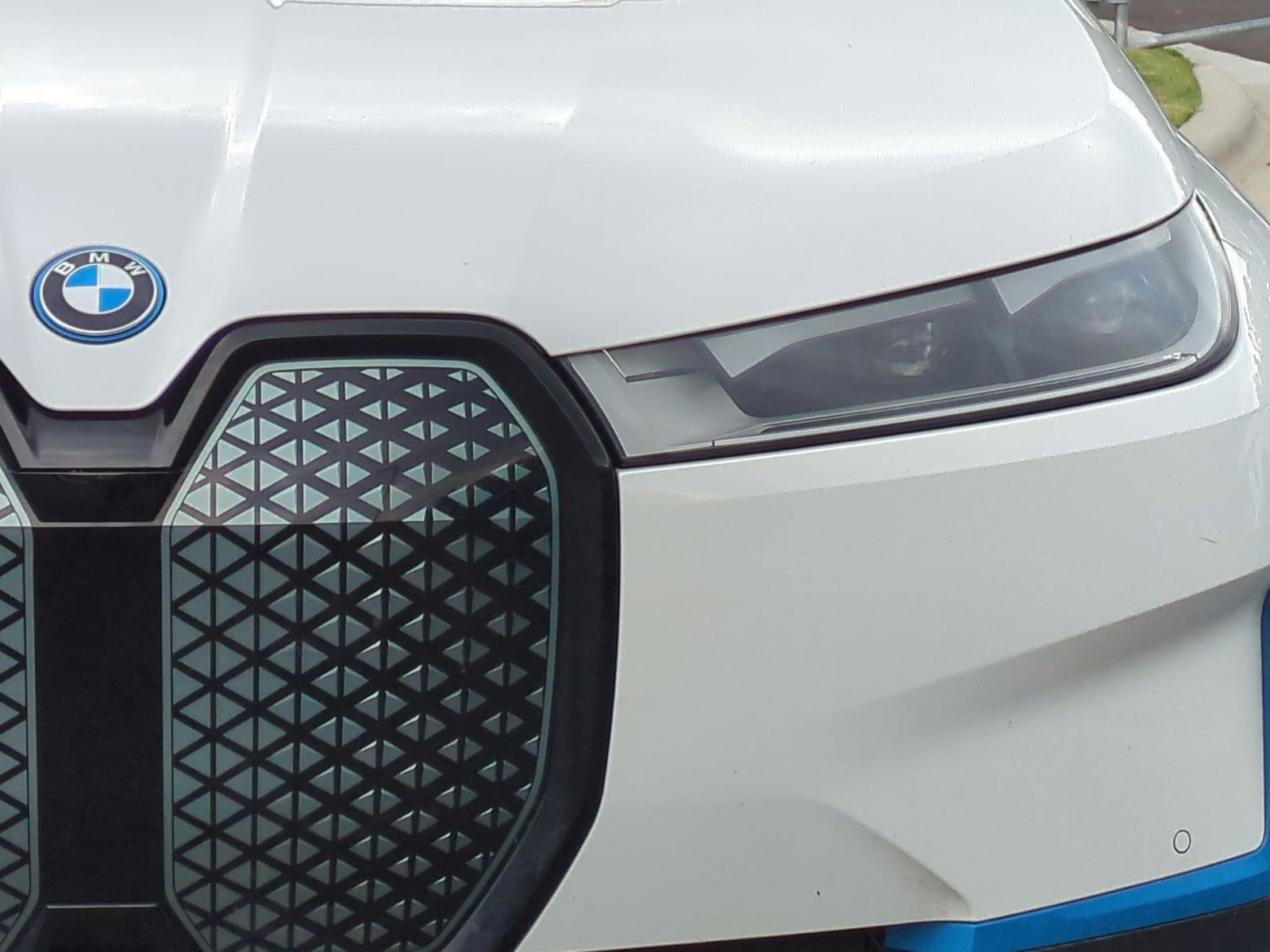2023 BMW iX xDrive50 photo 5