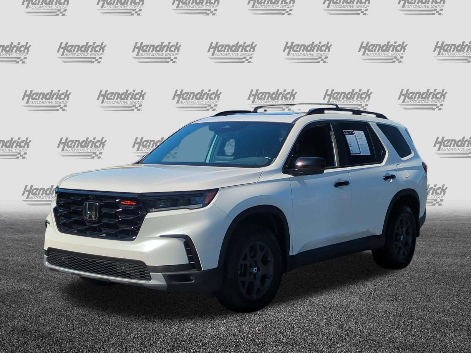 Used 2025 Honda Pilot TrailSport SUV
