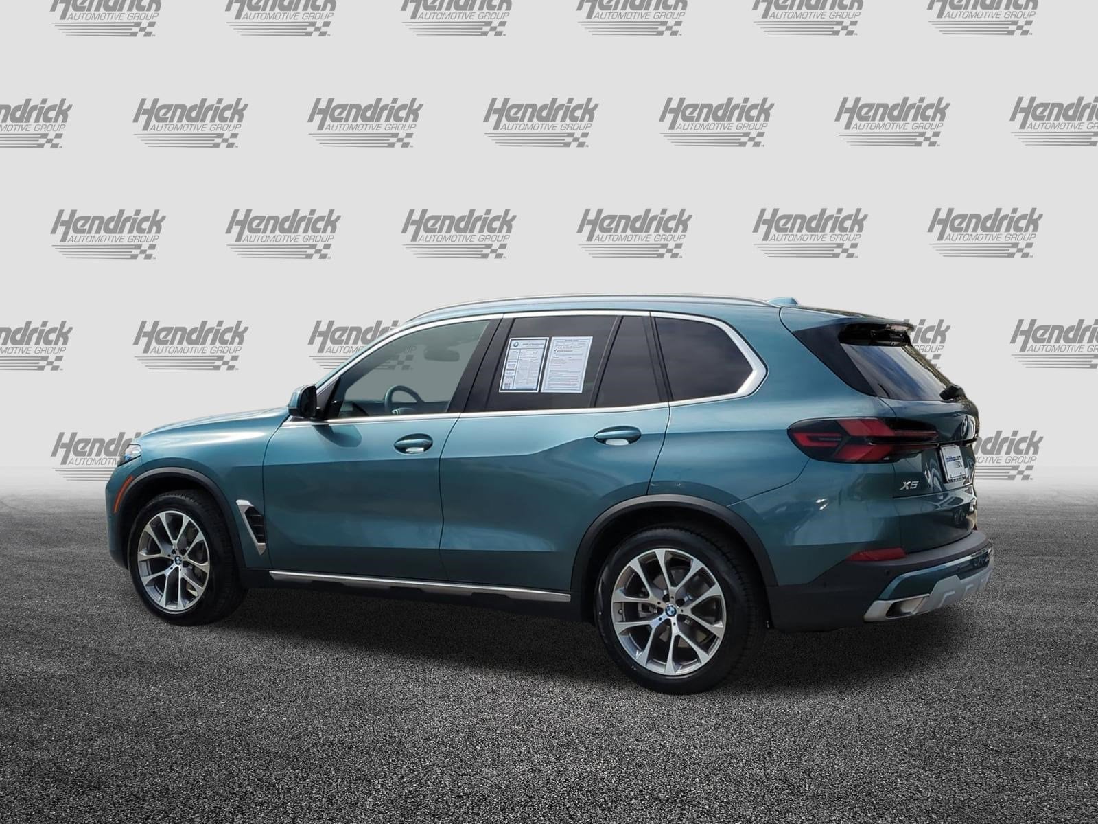 2026 BMW X5 sDrive40i photo 6