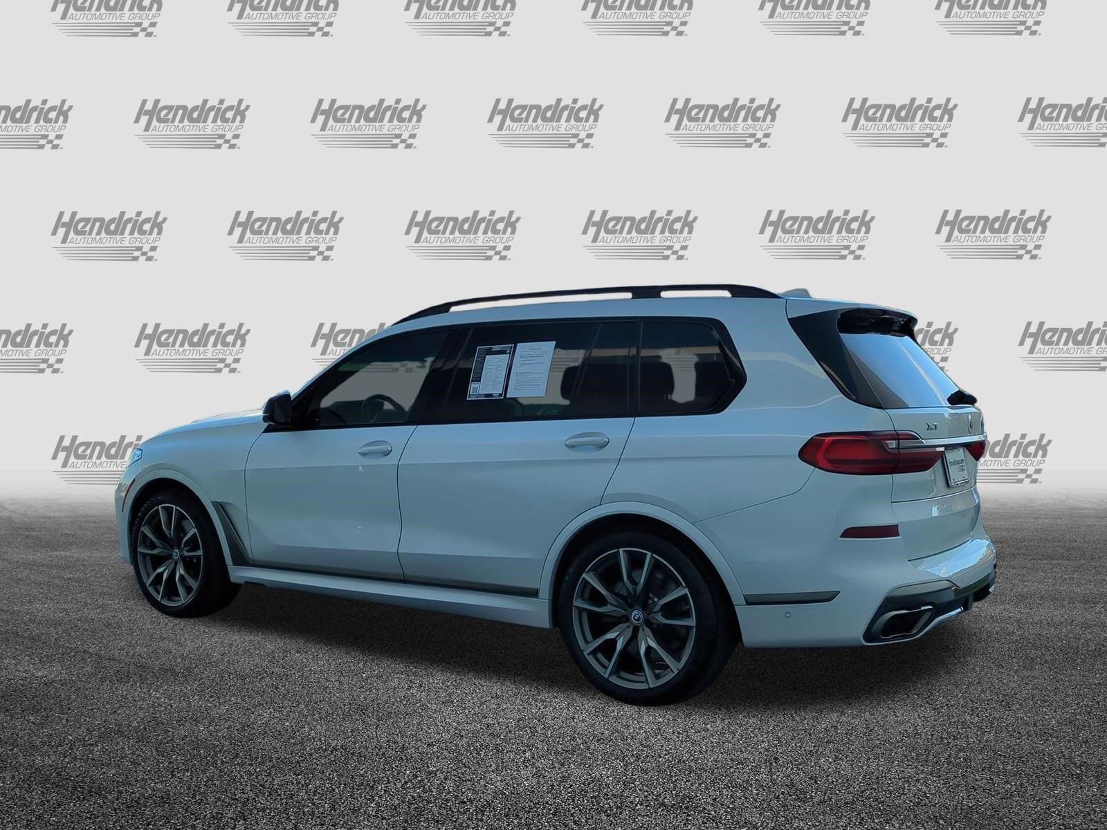 2022 BMW X7 M50i photo 3