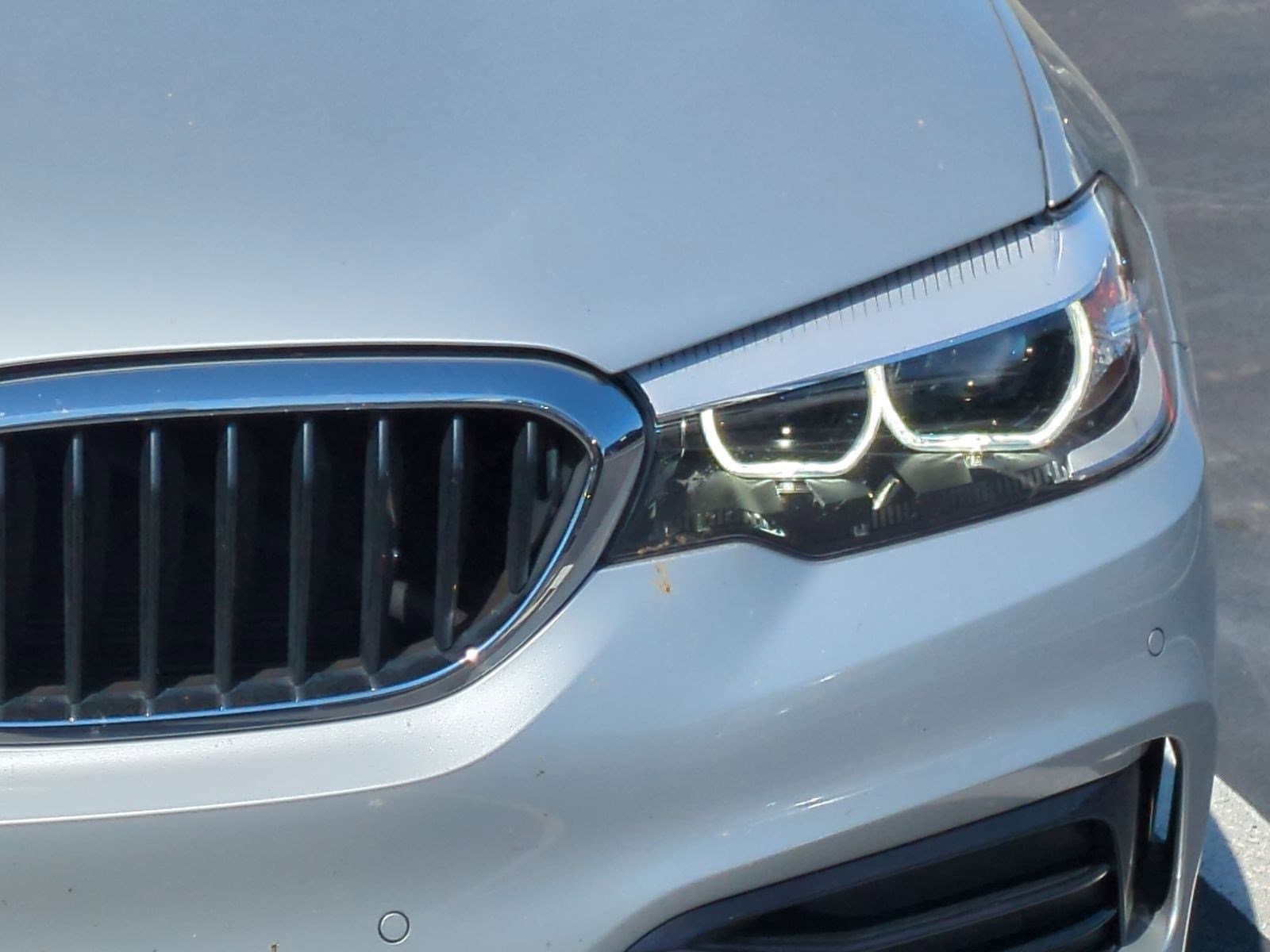 2019 BMW 5 Series 530i photo 5