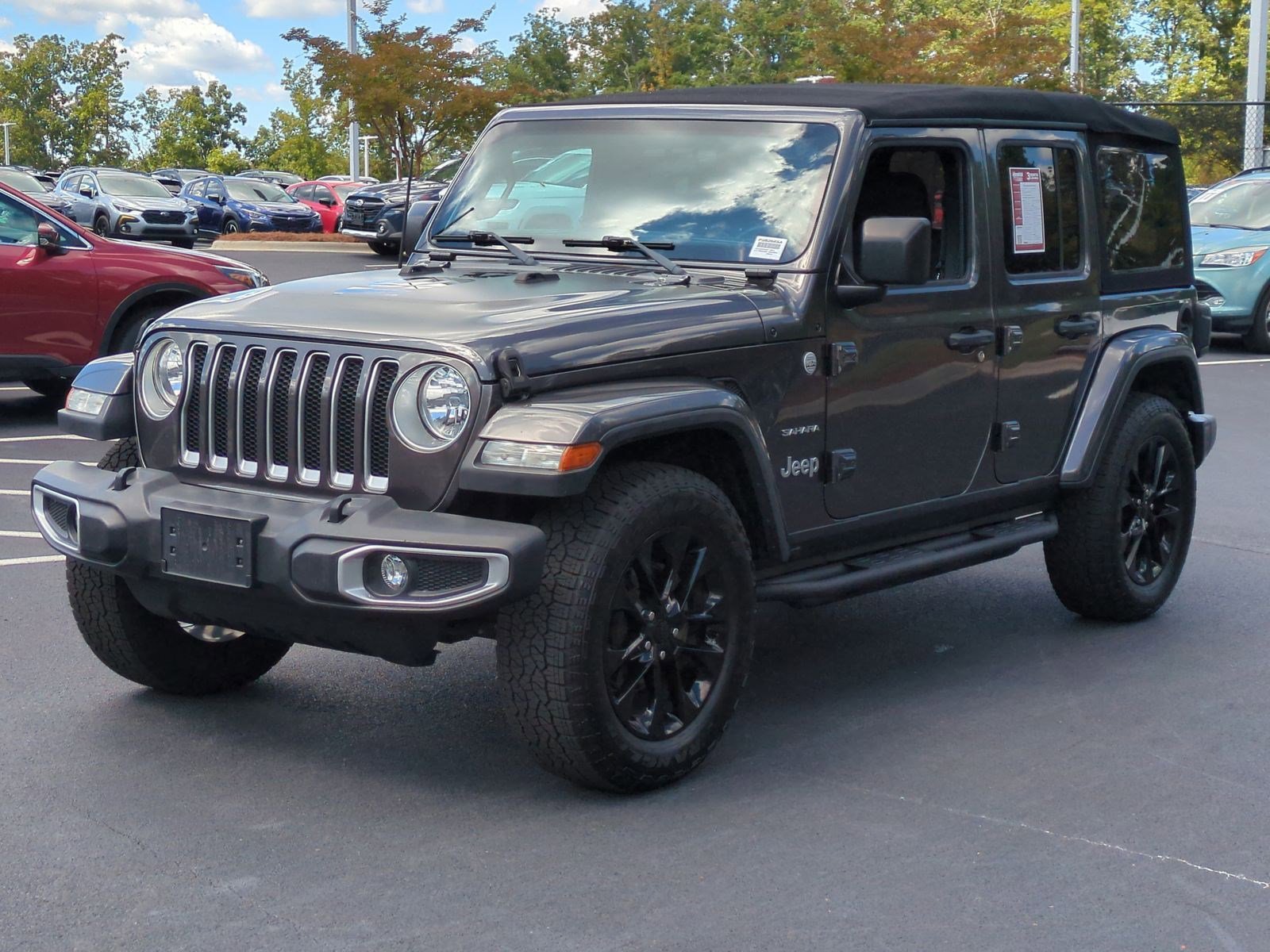 2018 Jeep Wrangler Unlimited Sahara photo 3