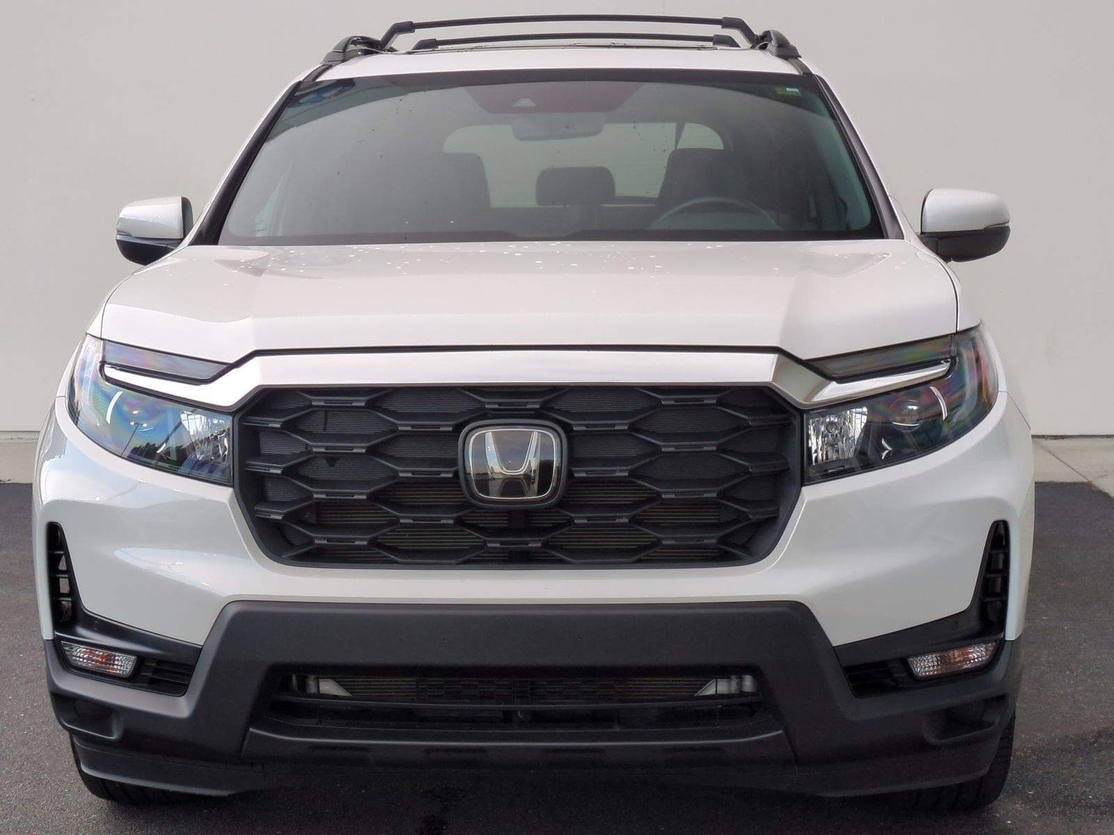 2025 Honda Passport EX-L photo 2
