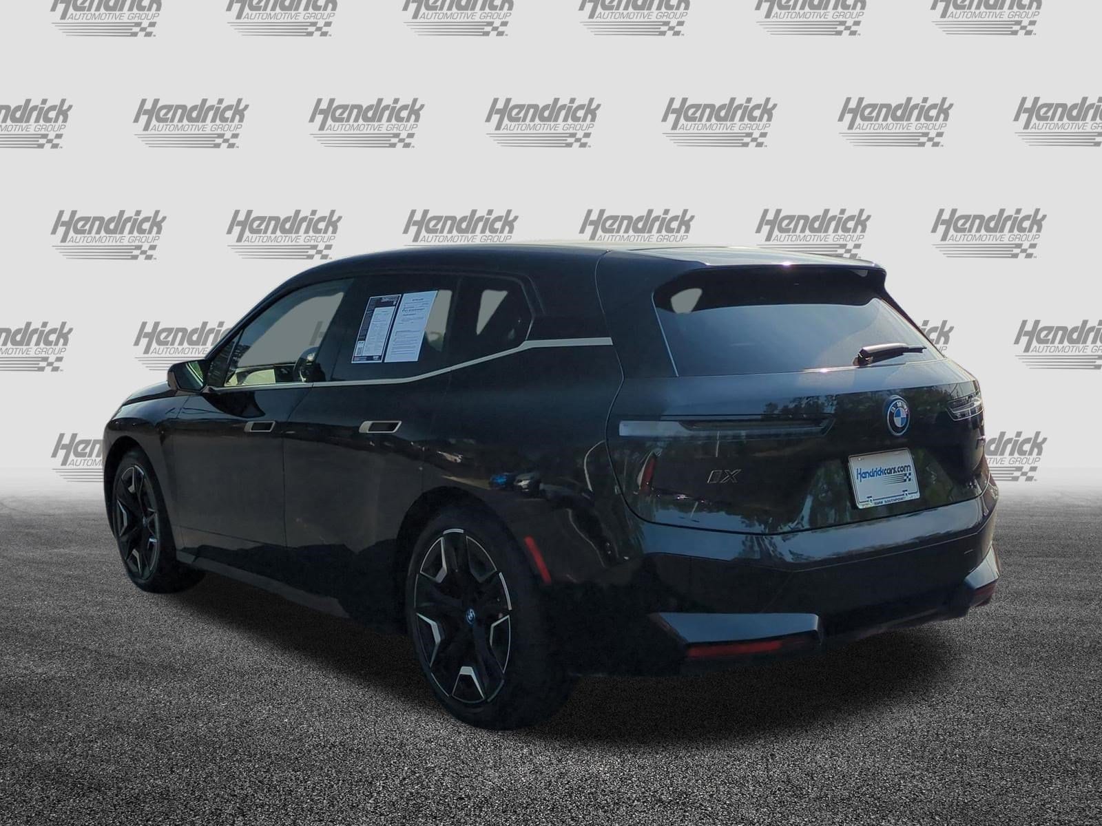 2023 BMW iX M60 photo 3