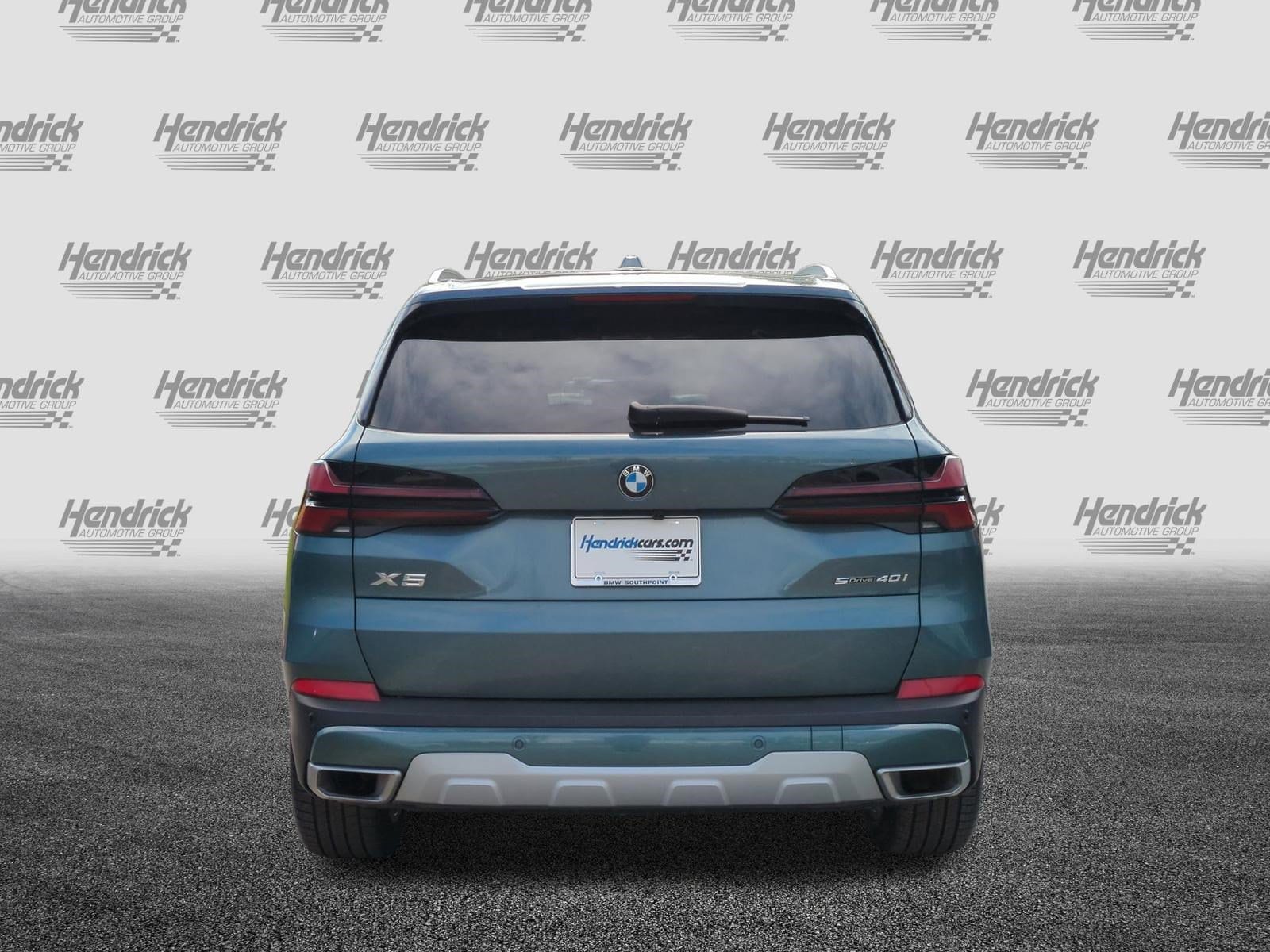 2026 BMW X5 sDrive40i photo 3